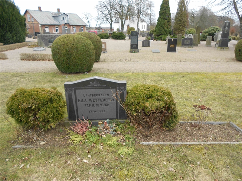 Grave number: V 5    62