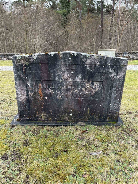 Grave number: L A 51