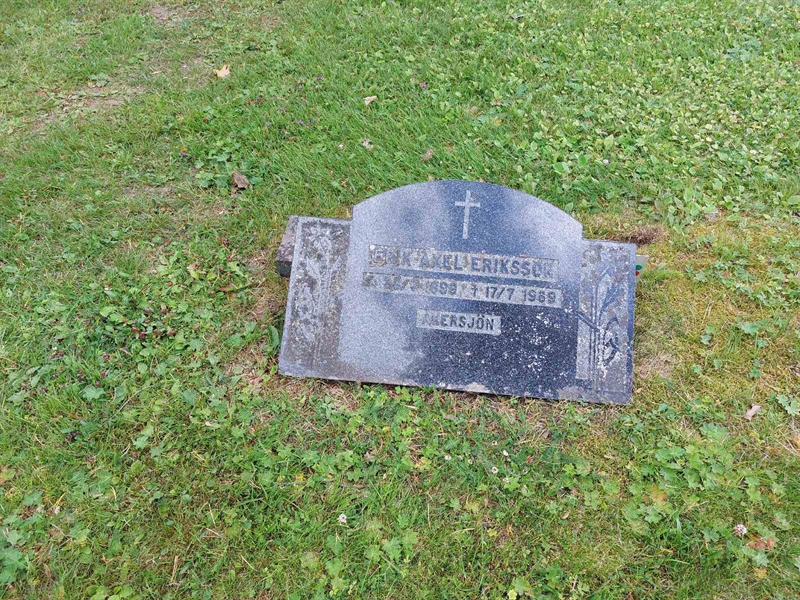 Grave number: SK 3    55