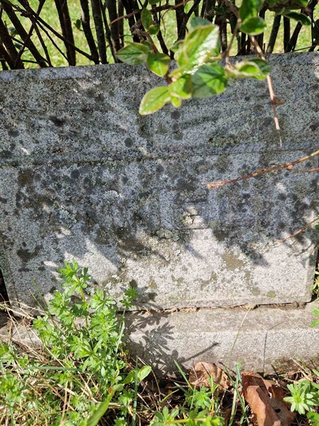 Grave number: 501 08 1087