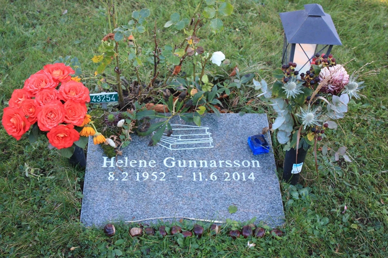 Grave number: Ö U10    54