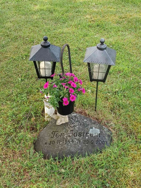 Grave number: OS ÖK U 15