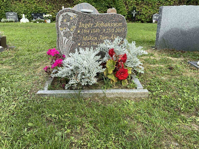 Grave number: 3 19 1206