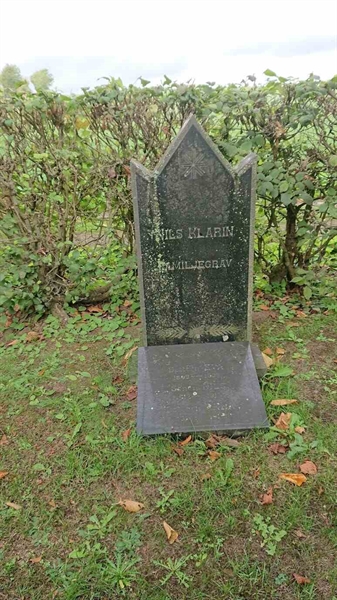 Grave number: AK 01    68A