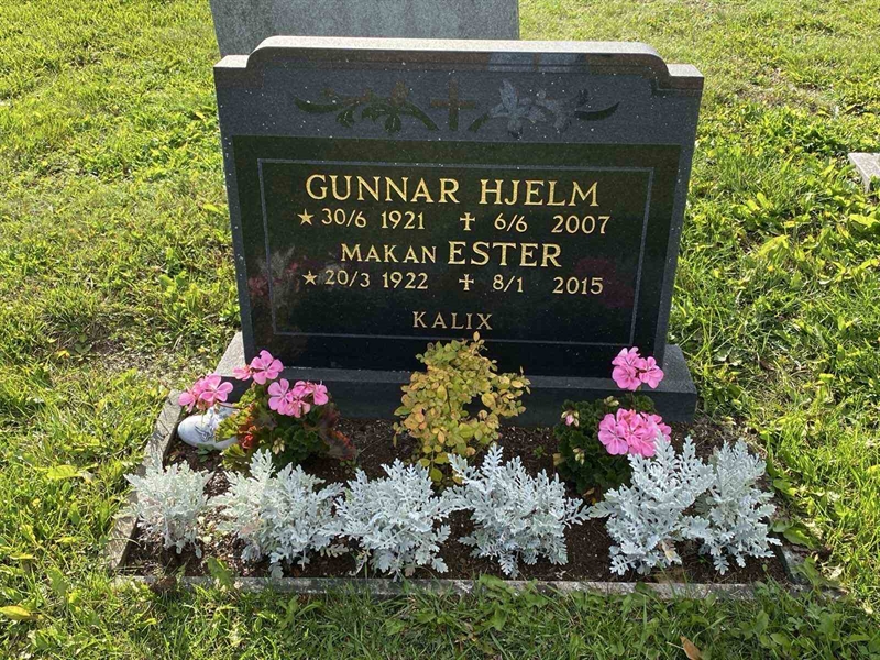 Grave number: 2 08 49