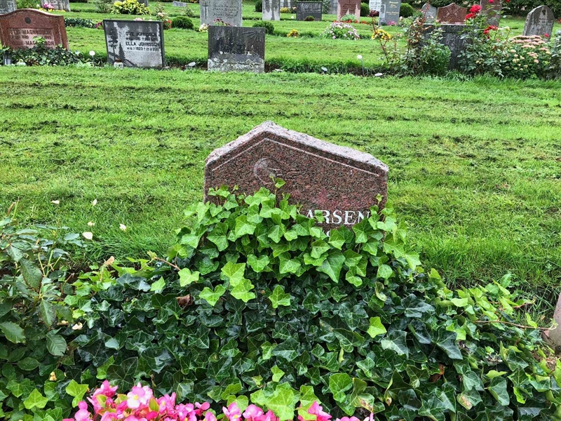 Grave number: Kå 47   105