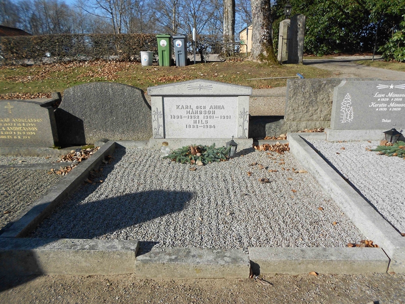Grave number: NÅ G5    38, 39
