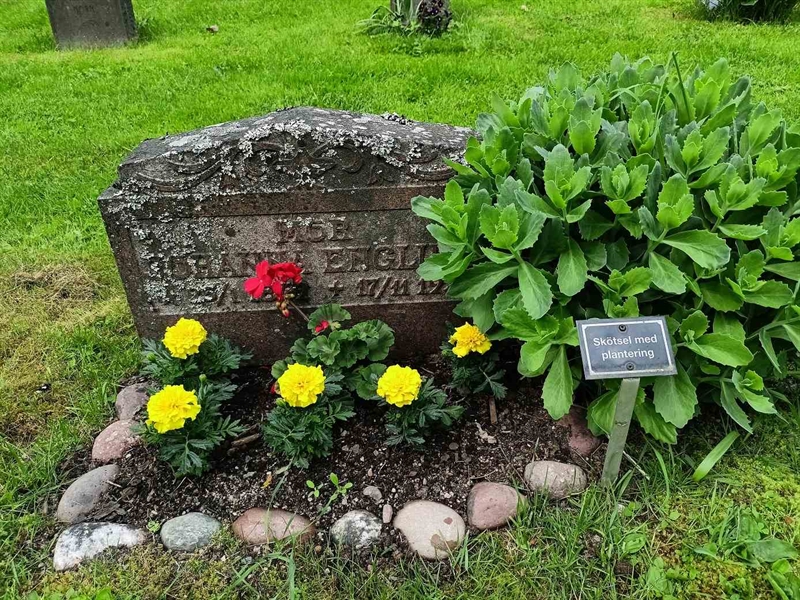 Grave number: 1 Ö 15   196V