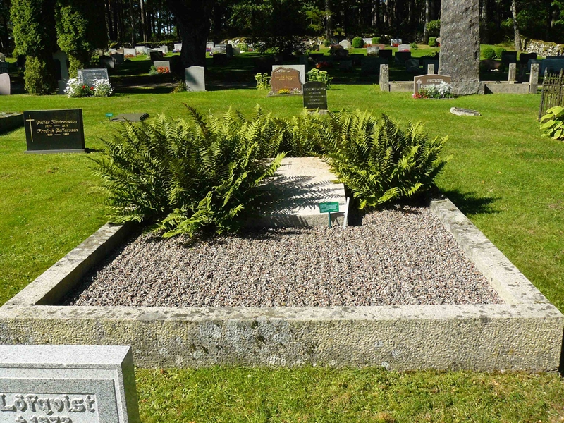 Grave number: Er G 2    41