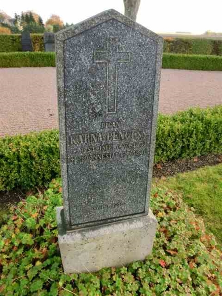 Grave number: ÖK G 5    004