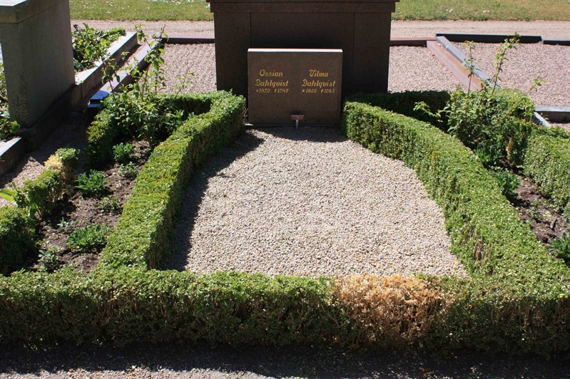 Grave number: Ö 22i   161, 162