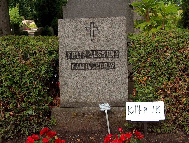 Grave number: HÖB 14    18