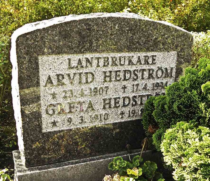 Grave number: 1 1U    54