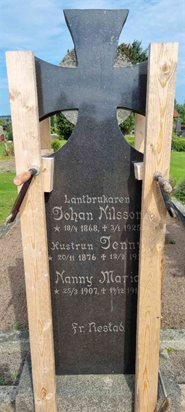 Grave number: LM 1 14  026