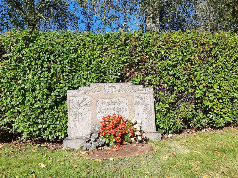 Grave number: Fr 7    81-86