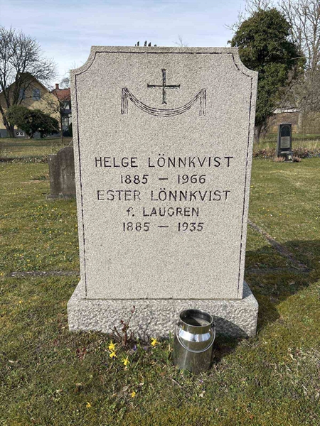 Gravnummer: LI    30