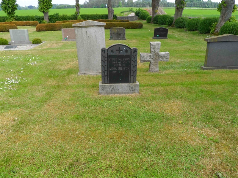 Grave number: ÖH G    37, 38