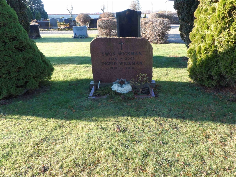 Grave number: 2 01  1001