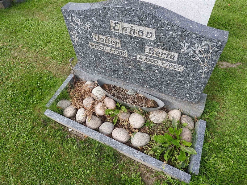 Gravnummer: BRO 16    15