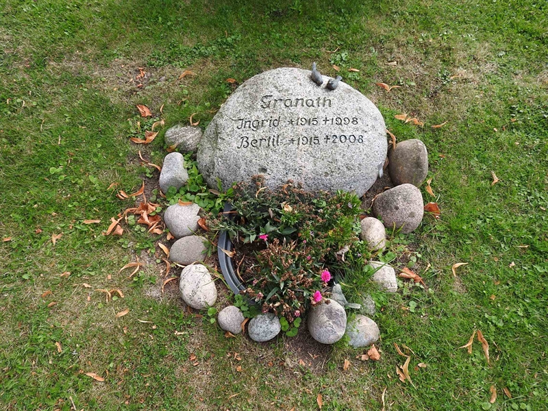 Hautatunnus: BRO 16    22