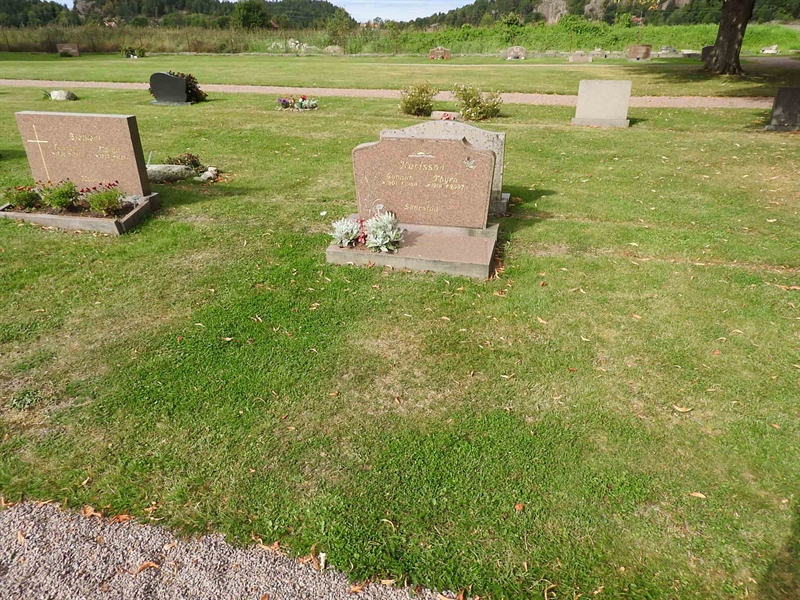 Hautatunnus: BRO 16     3