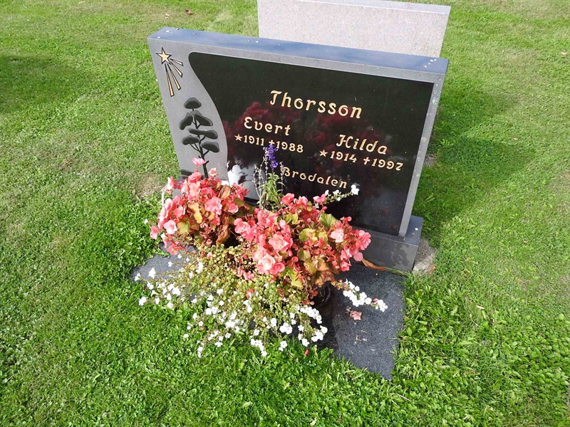 Grave number: BRO 16     8