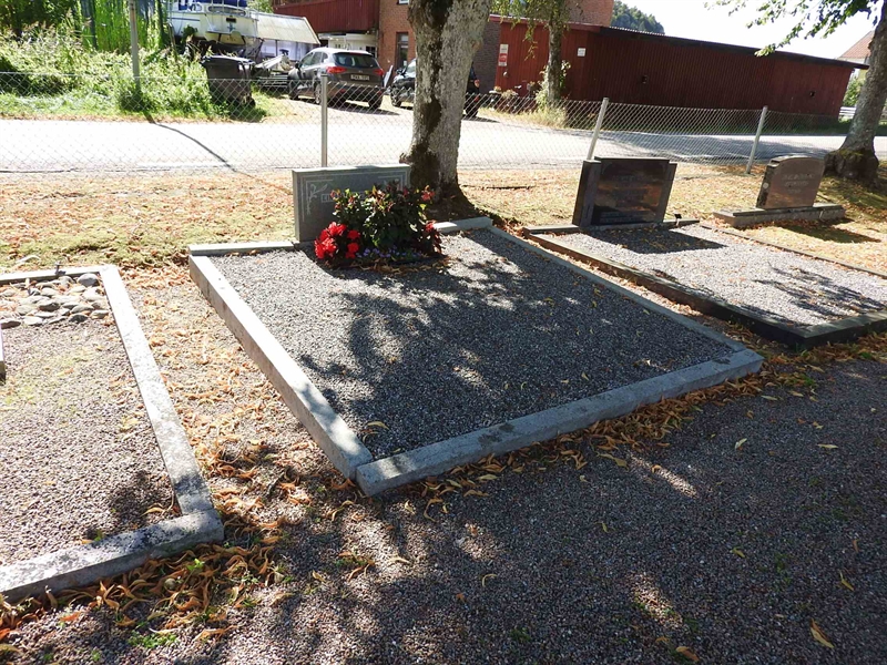 Gravnummer: BRO 24    24