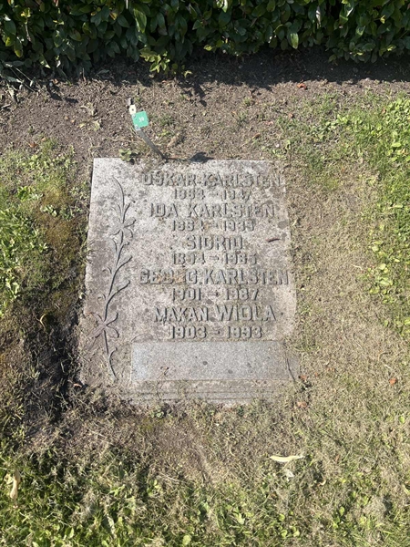 Grave number: 1 1 G    39