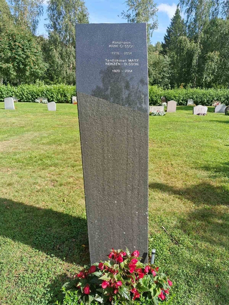 Grave number: AK E  7807