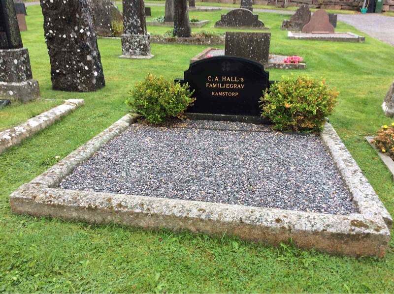 Grave number: KN 01   125, 126