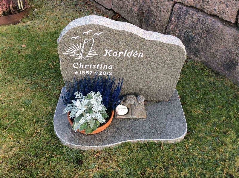 Grave number: F 06    72B