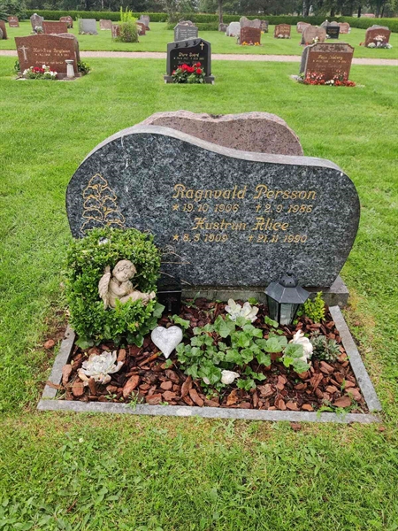 Grave number: VK I   135, 136