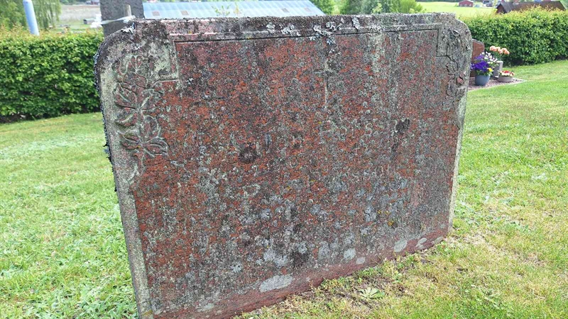 Grave number: VG D   188-190