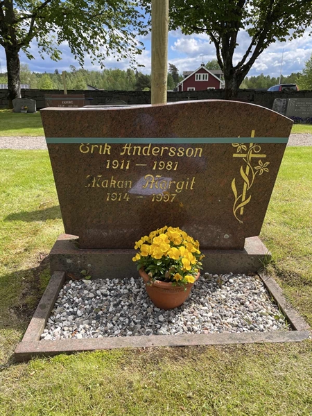 Grave number: SU 06 489, 490