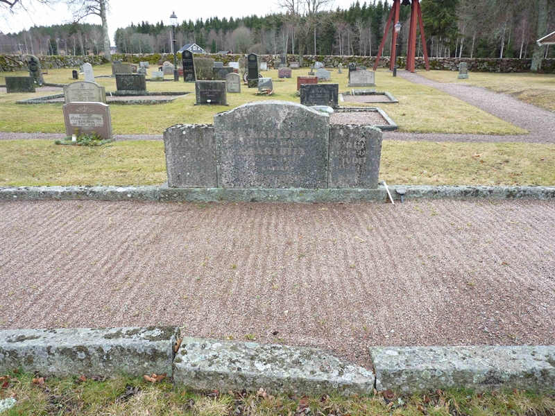 Grave number: SG 4   45