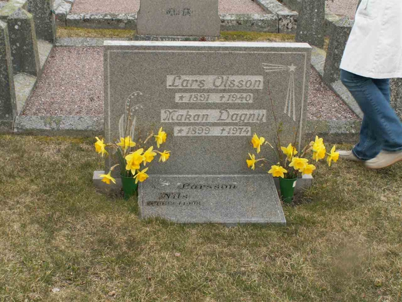 Grave number: TG 004  0500, 0501