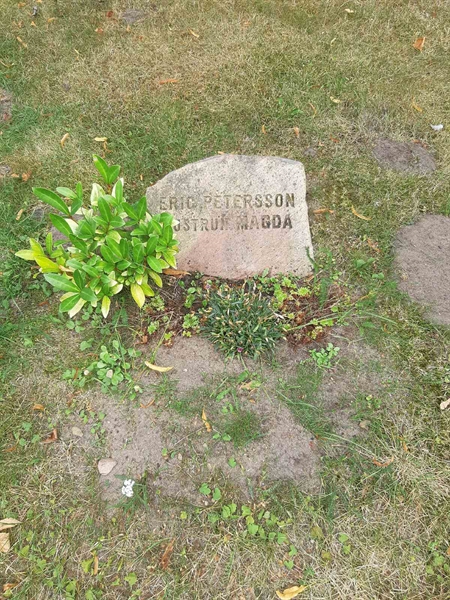 Grave number: VO B   214b, 214c