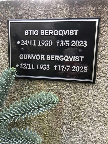 Hautatunnus: 1 18    24