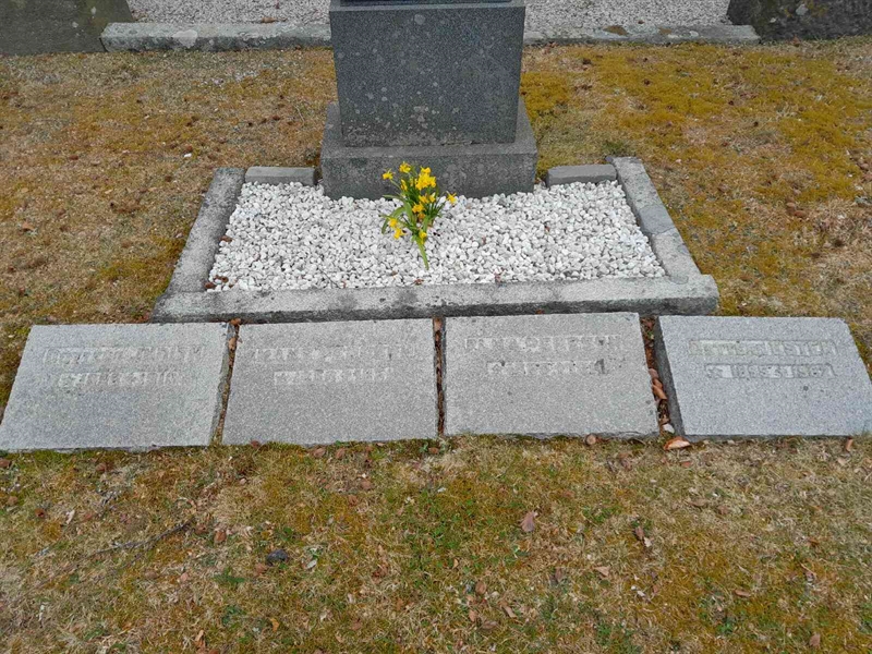 Grave number: 30 A 20A-C