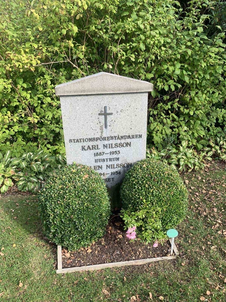 Grave number: VK A    33, 34