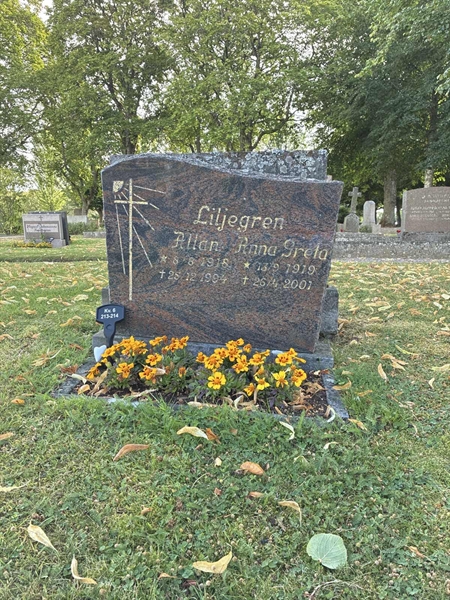 Grave number: 33 6   213-214