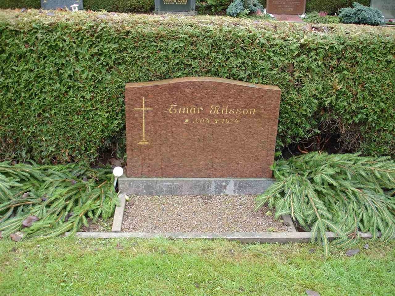 Grave number: HK J   161, 162