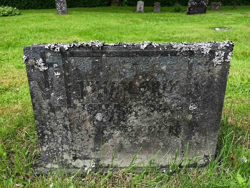 Grave number: 1 Ö 17   380V