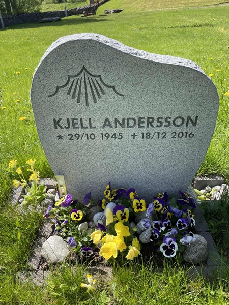 Grave number: KA D   189