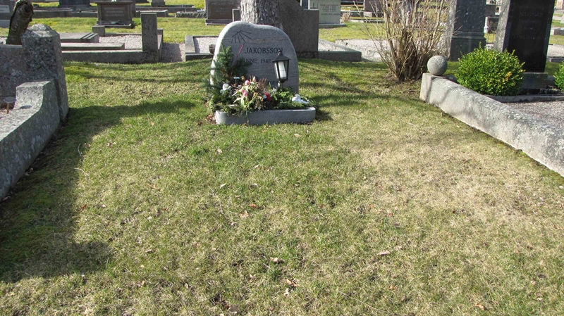 Grave number: HJ  1254, 1255