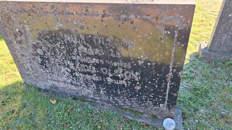 Grave number: VN C   103-104