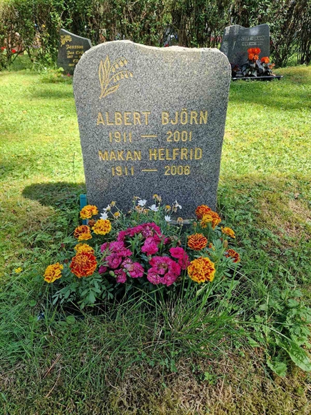 Grave number: 1 KV.8   176