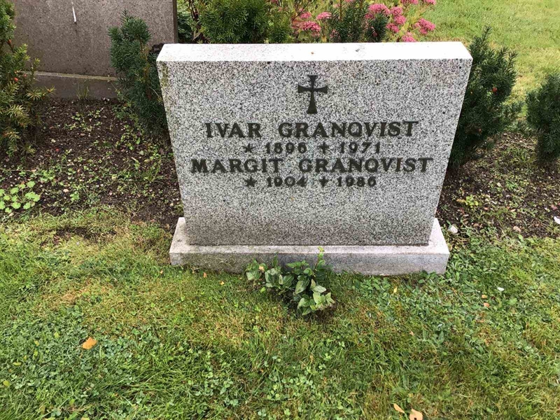 Grave number: 20 G    33-34