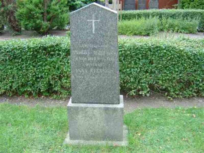 Grave number: FLÄ B    24