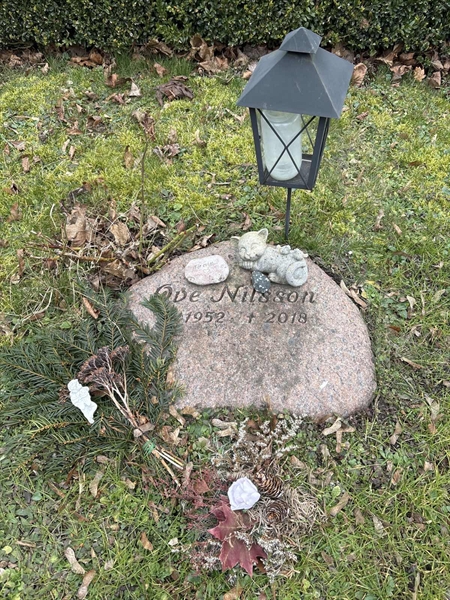 Grave number: G A 49b